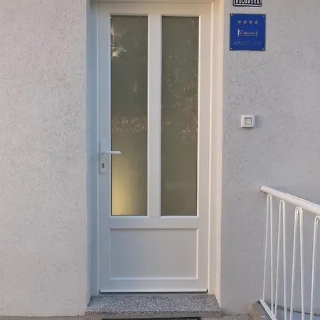 Apartment More 13 Rabac Exterior foto